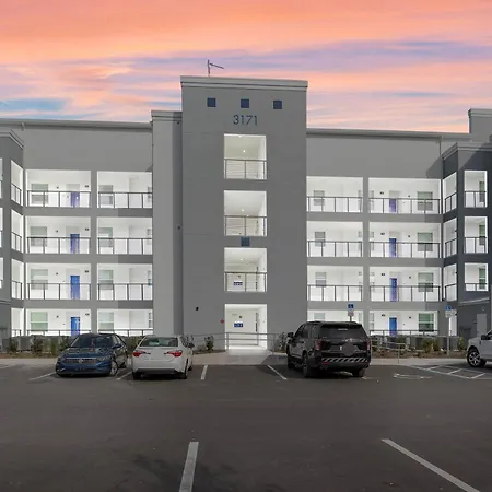 2 Bedroom- 2 Bathroom Storey Lake 3171-403 Pc